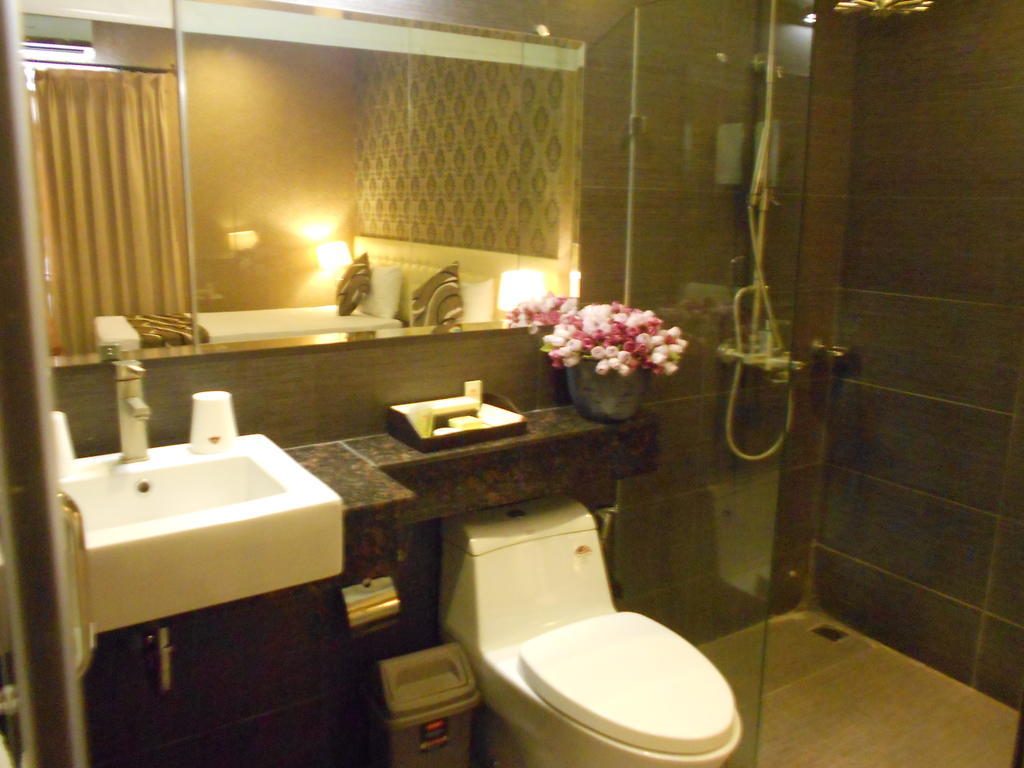 Venus Hotel Hanoï Extérieur photo